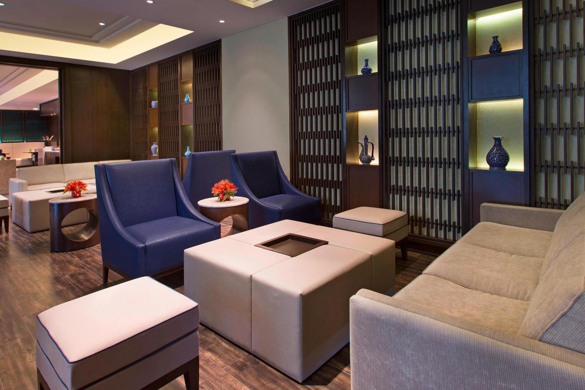 Sheraton Hyderabad Hotel Екстериор снимка