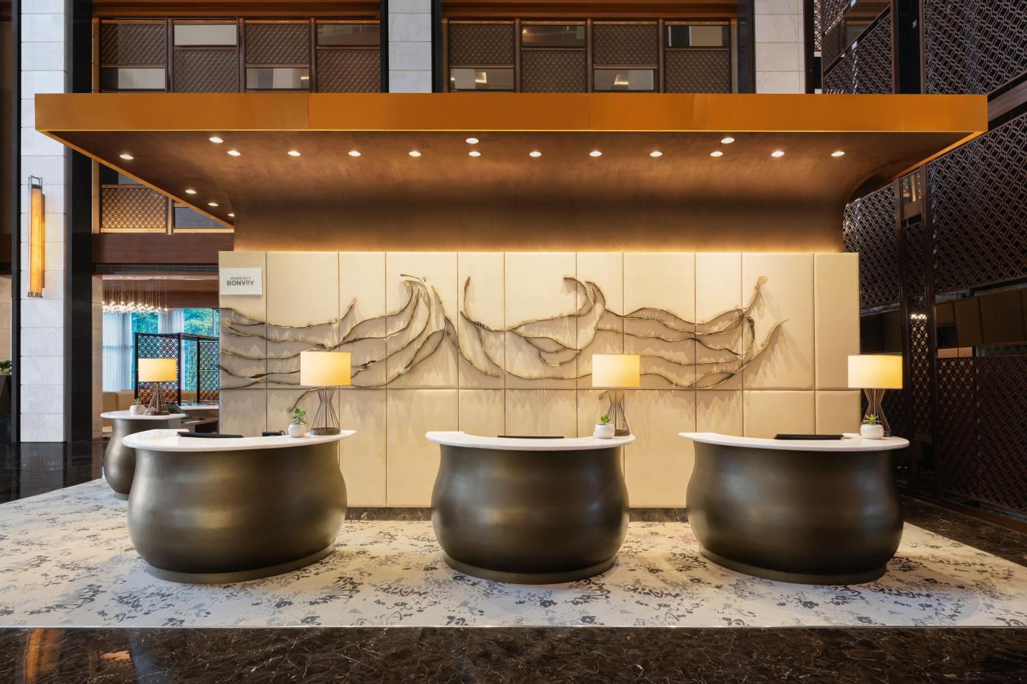 Sheraton Hyderabad Hotel Екстериор снимка