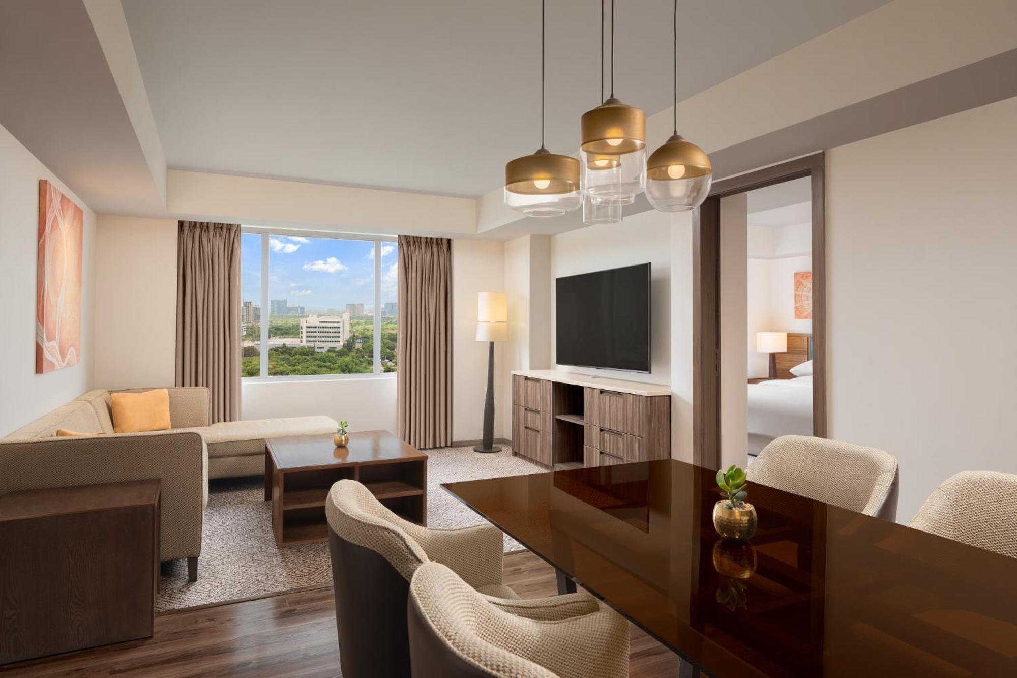 Sheraton Hyderabad Hotel Екстериор снимка